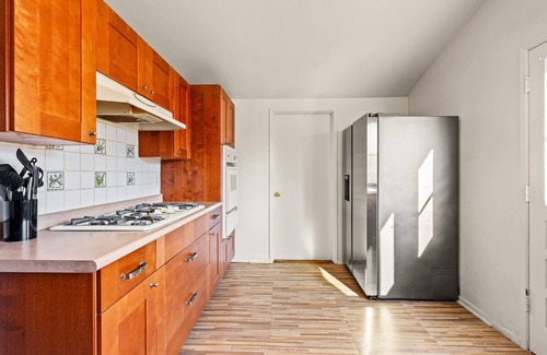 Duarte House | Perfect Family Home With Fireplace Spacious Yard