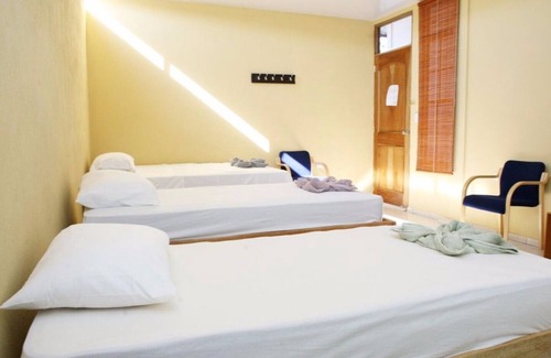 Managua Bed & Breakfast | Perfect Family Room for 3 guests!