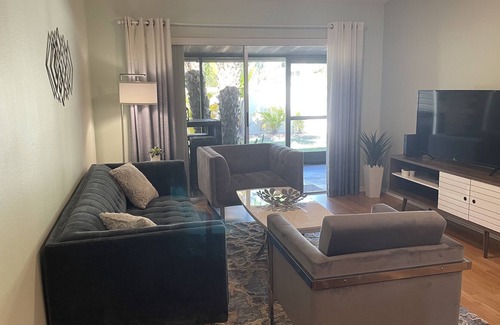 Park East Villa | Perfect Florida Vacation Getaway in Sarasota