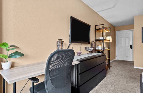 Englewood Apartment | Perfect for an extended stay! Denver Tech Center- Desk/Pool/Fitness Center