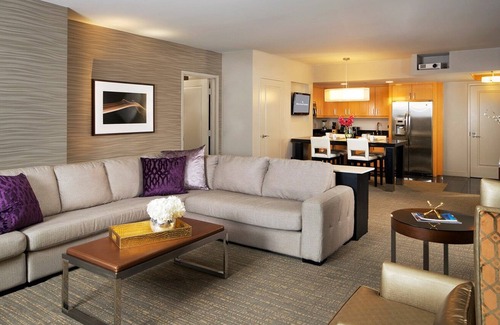 Las Vegas Resort | Perfect for Conferencing, Shopping, Dining, Shows and the Strip!