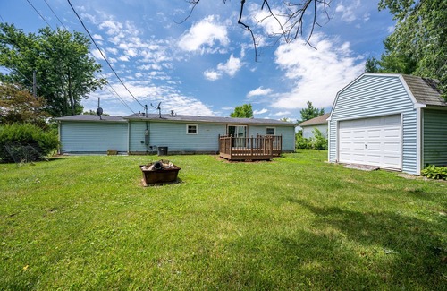 Prairieton House | Perfect for Extended Stays! 3BR