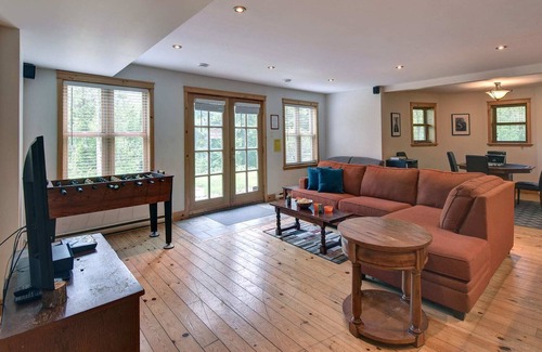 Fiddler Lake Resort Ski Chalet | Perfect for family, with hot tub