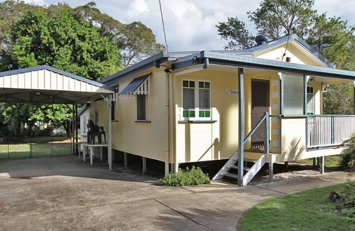 Amity Point House | Perfect for retired folk, Fisherman & Small families