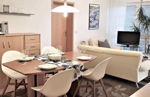 Schkeuditz Apartment | Perfect for trade fair visitors as well as for those curious about Leipzig