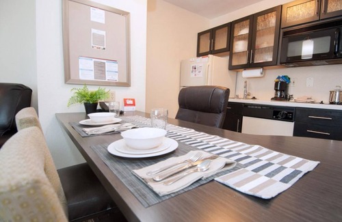 Anaheim Resort Resort | Perfect for West Coast Travelers! Pets Allowed, Outdoor Patio w/BBQ Grills
