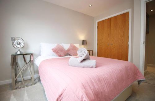 Grangetown Apartment | Perfect getaway in Cardiff Marina
