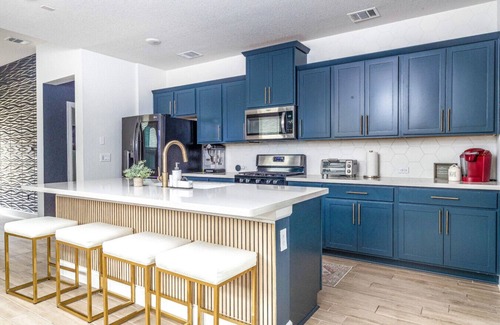 Austin House | Perfect Getaway! Luxury Comfort Near DWNT & COTA