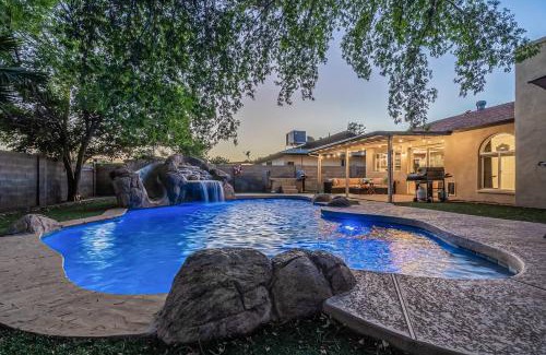 Mesa House | Perfect Getaway! Paradise With Free Heated Pool