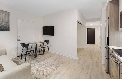 NoMa Hotel | Perfect Heart of DC Getaway nr Union Market & Haris Teeter
