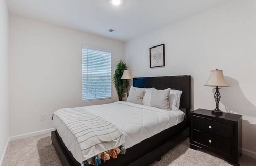 Union City House | Perfect Home Away from Home Close to ATL Airport