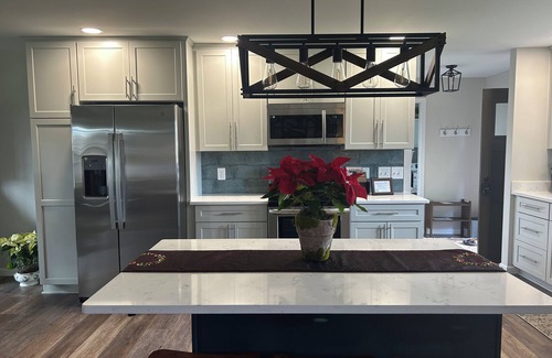 West Jefferson House | Perfect house for families, spacious, convenient location, King beds