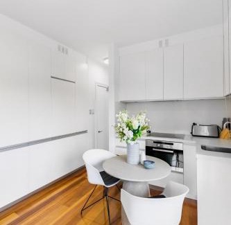 Glebe Apartment | Perfect Located Studio Apartment