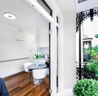 Glebe Apartment | Perfect Located Studio Apartment