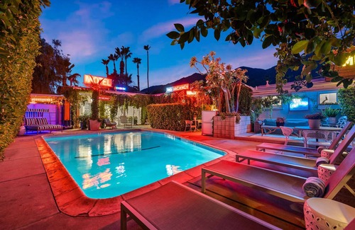 Tahquitz River Estates Cottage | Perfect Location! - El Mirador
