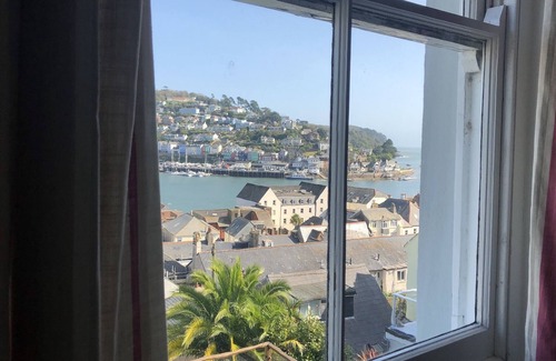 Dartmouth House | Perfect Location, Electric Car Friendly and Superb Views from Above Town