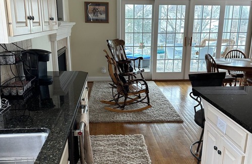 Buechel House | Perfect location for Bourbon and beyond!