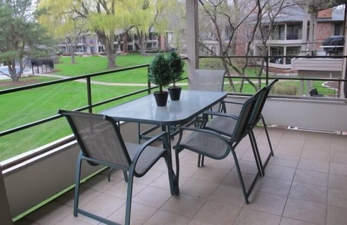 Fontana-on-Geneva Lake Condo | Perfect Location Lake Geneva/Abbey Villas condo