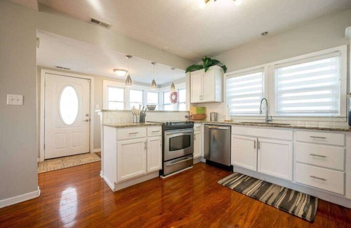 Near Northside House | Perfect Location To Explore Indy