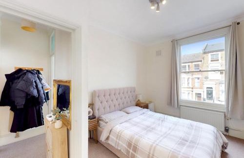 Brondesbury Apartment | Perfect London base in Kilburn Pass the Keys