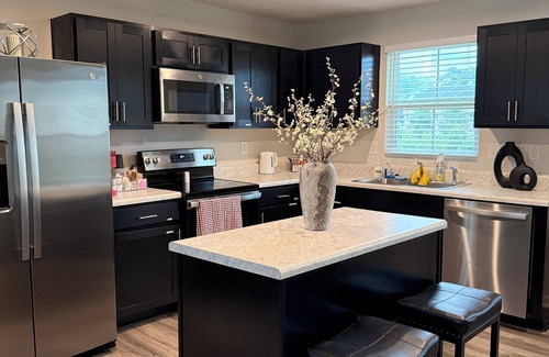 Charlotte House | Perfect Modern Home Near Uptown Charlotte!