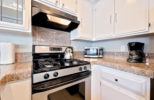 West Newport House | Perfect Newport Beach Location With Spa I & II