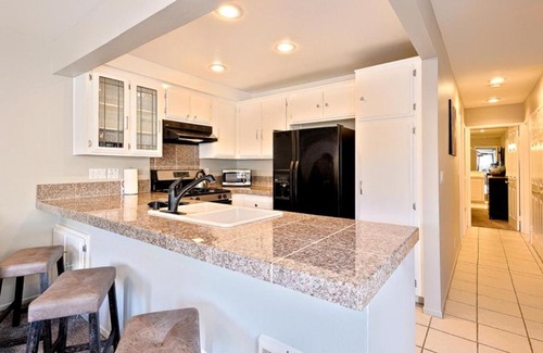 West Newport House | Perfect Newport Beach Location With Spa I & II
