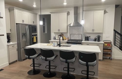 Park City House | Perfect Park City location w/Hot Tub!