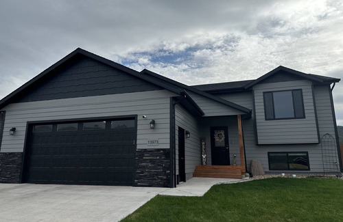 Piedmont House | Perfect Rally Rental House 19 minutes to Sturgis!