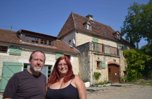 Gindou House | Perfect retreat for artists or couples, young and old.