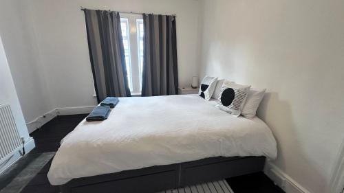 Redcliffe House | Perfect room 4