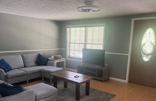 Rogers Other | Perfect RRG Location - Farmhouse with hot tub