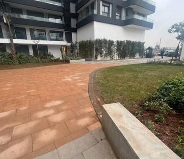 Casablanca Apartment | Perfect stay at CFC near Aeria Mall