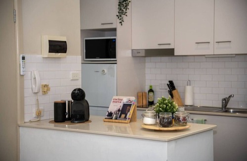 Chippendale Apartment | Perfect sunny Studio in the city- Broadway- Chippendale