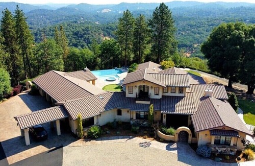 Cedar Ridge House | Perfect villa for family gatherings, and handicapped accessible. Fees included.