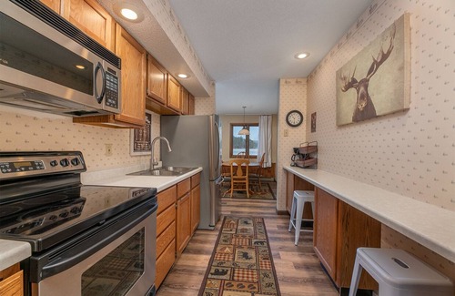 Three Lakes Cabin | Perfect Water View 2 Bed Cabin on Deer Lake in Three Lakes, Booking for summer