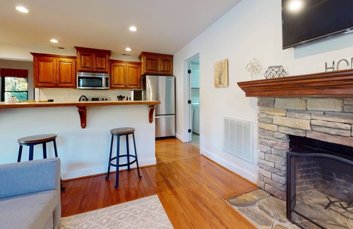 Lake Wylie House | Perfect Winter Lake Getaway Villa on Lake Wylie - Family Friendly + Lovers Dream