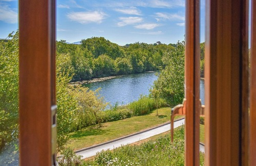 Menai Bridge Ski Chalet | Perfectly positioned with panoramic views of the lake.