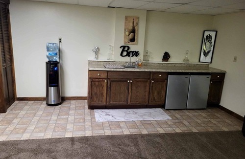 Northwest Akron House | Perfectly Priced and Centrally located NW Akron home w/FREE Wi-Fi & Netflix