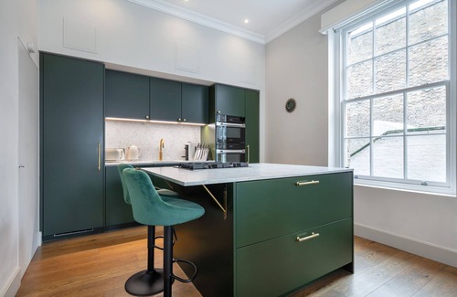 Redcliffe House | *| Perfectly Splendid Triplex House in Chelsea |*n