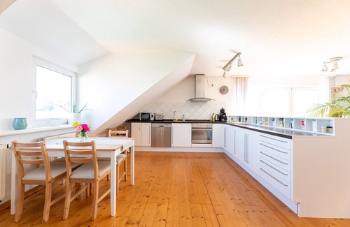Adelsdorf Apartment | Perfekt für Gruppen und Familien! 120 qm Wohnung Nähe Bamberg