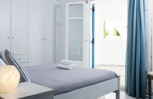 Ampelas House | Pergola Paros Cycladic House by the Sea+Pool