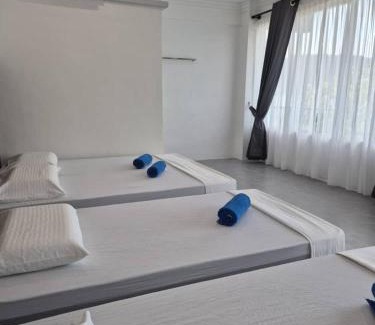 Kampung Pasir Hantu Hotel | Perhentian Village Guest House