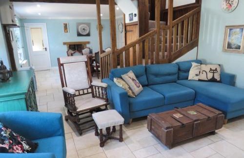 Amroth House | Period cottage near Saundersfoot and Wiseman's Bridge short walk to beach