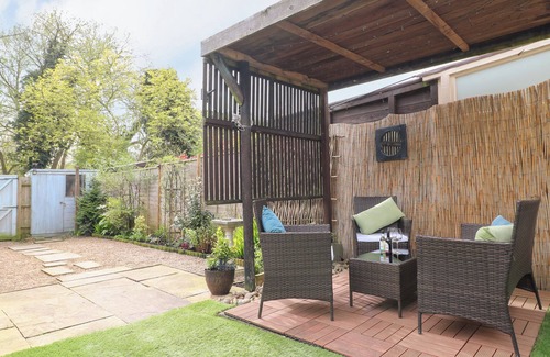 Barrow Upon Soar Cottage | Periwinkle Cottage
