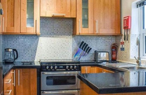 Whitby House | Periwinkle Cottage, Whitby