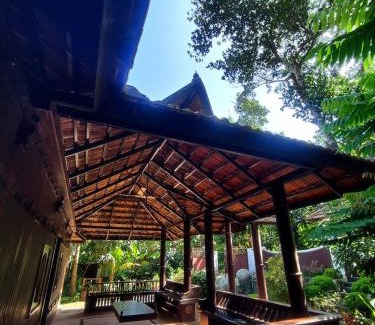 Poovar Apartment | Periyaveettil Heritage