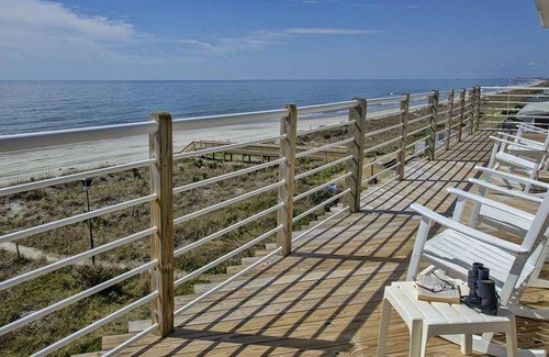 Atlantic Beach House | Perkins Cottage