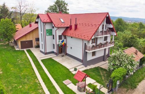 Albestii Paminteni House | Perla Argesului, Ciubar, Piscina, Lift, Gratar, Cabana, Pensiune, Hotel Cazare Transfăgarasan Curtea de Arges