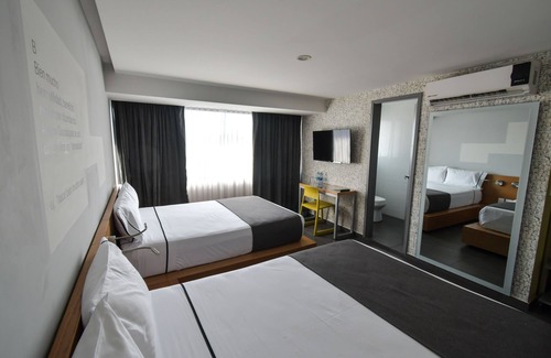 Downtown Guadalajara Hotel | Perla Central Hotel